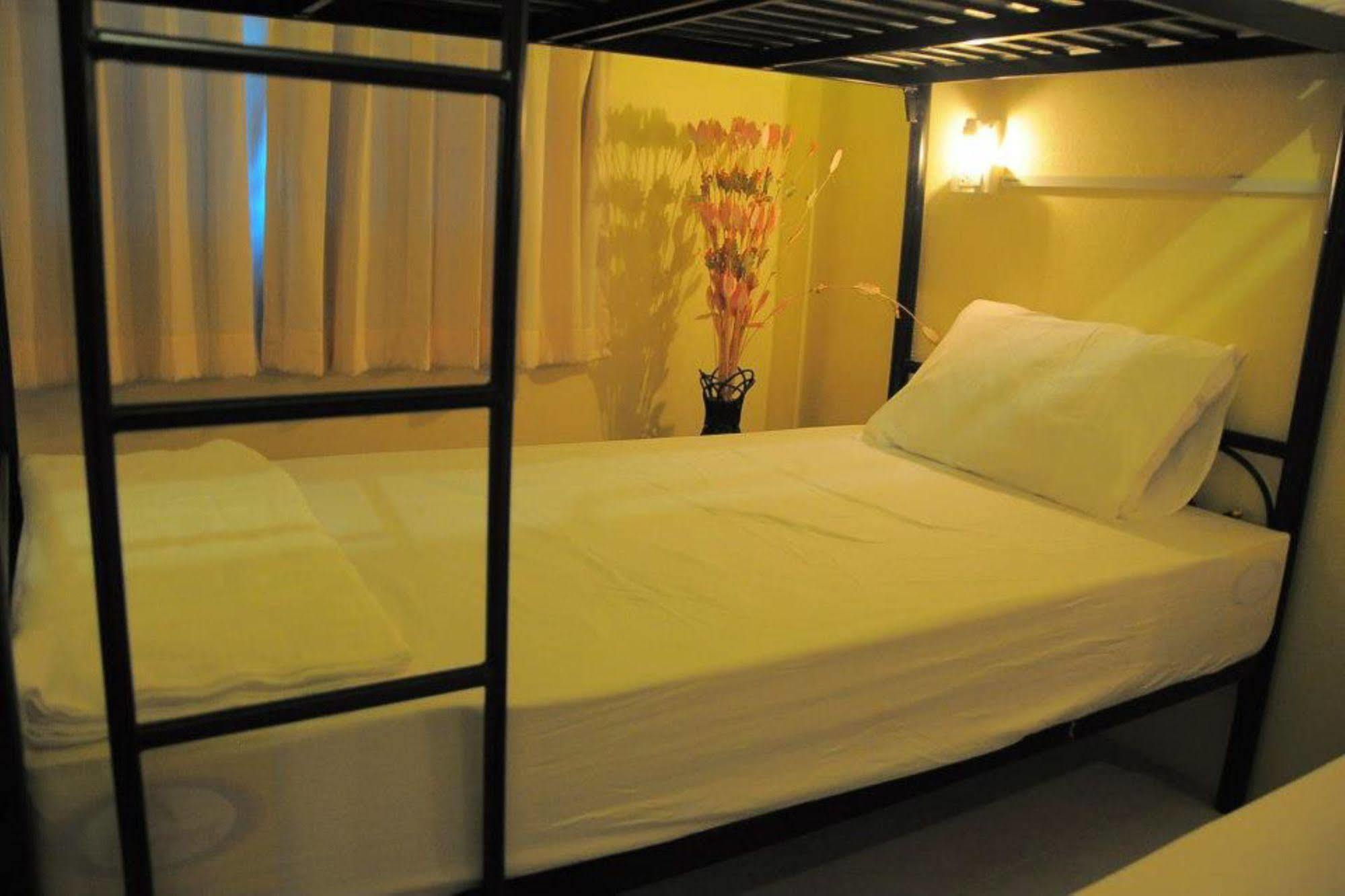 Seventeen Hostel Пханган Екстер'єр фото
